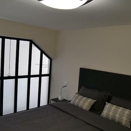 Appartement GRAND LOFT chic et moderne, déco industrielle à Beausoleil Extérieur photo