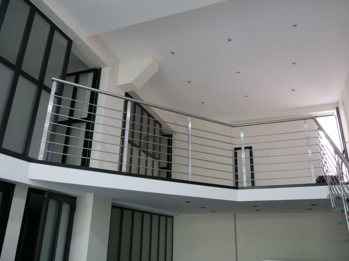 Appartement GRAND LOFT chic et moderne, déco industrielle à Beausoleil Extérieur photo