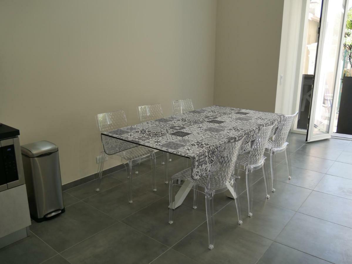 Appartement GRAND LOFT chic et moderne, déco industrielle à Beausoleil Extérieur photo