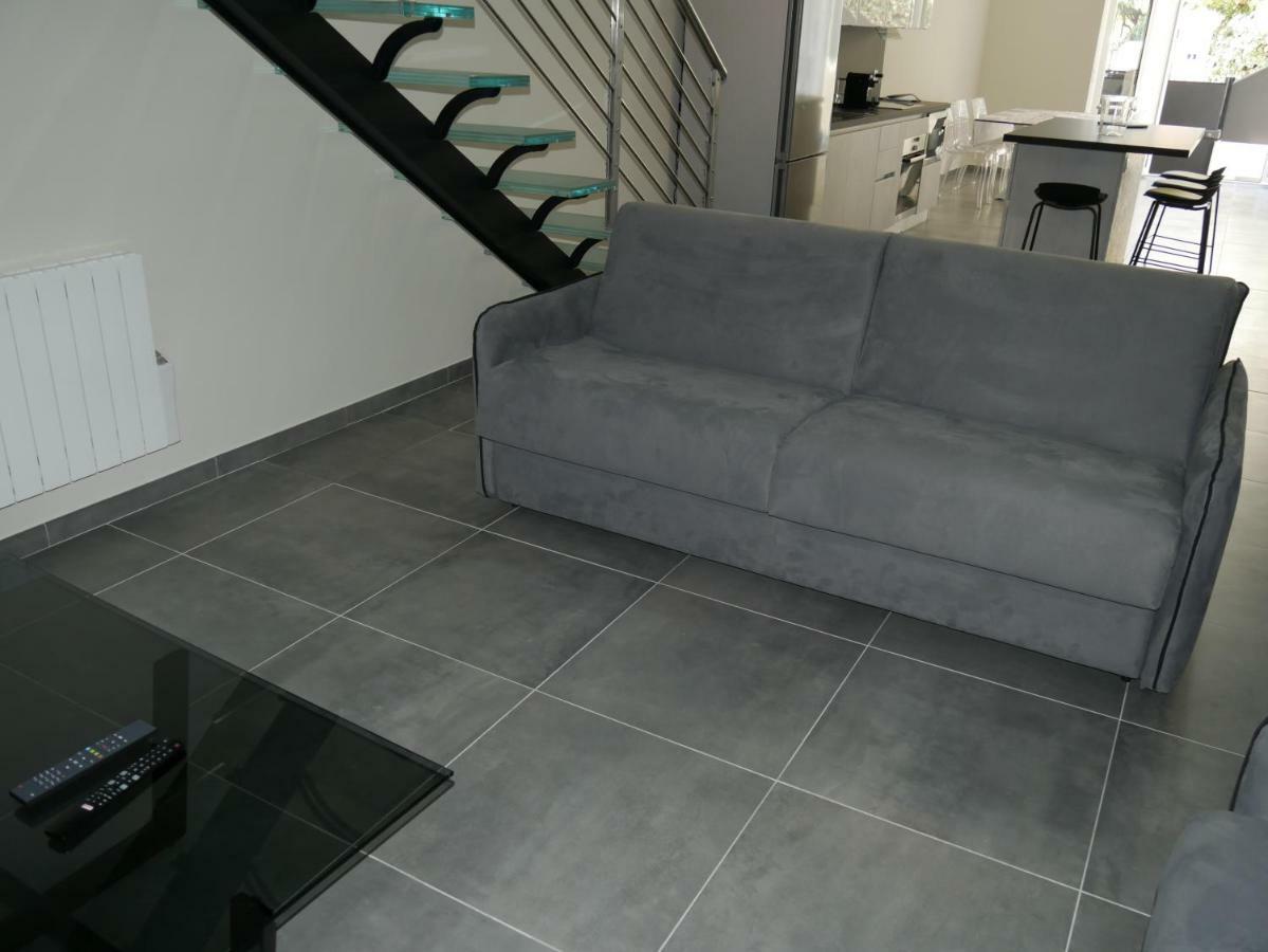 Appartement GRAND LOFT chic et moderne, déco industrielle à Beausoleil Extérieur photo